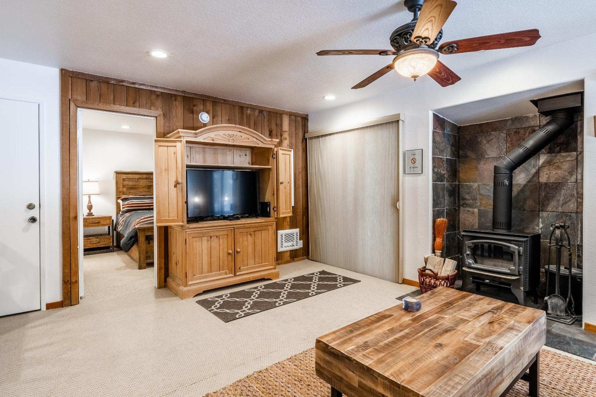 Hidden Valley Village #103 Nicely Updated 1 Bedroom 1 Bathroom Condo Short 10 Min Walk From Village Mammoth Lakes Quarto foto